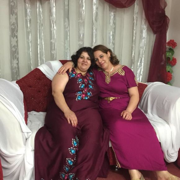 Meet your Posher, Fatiha - Picture 1 of 1